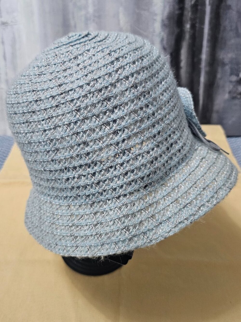 NEW August Accessories Blue Textured Knit Cloche Hat with Ribbon Detail One Size - Picture 3 of 4